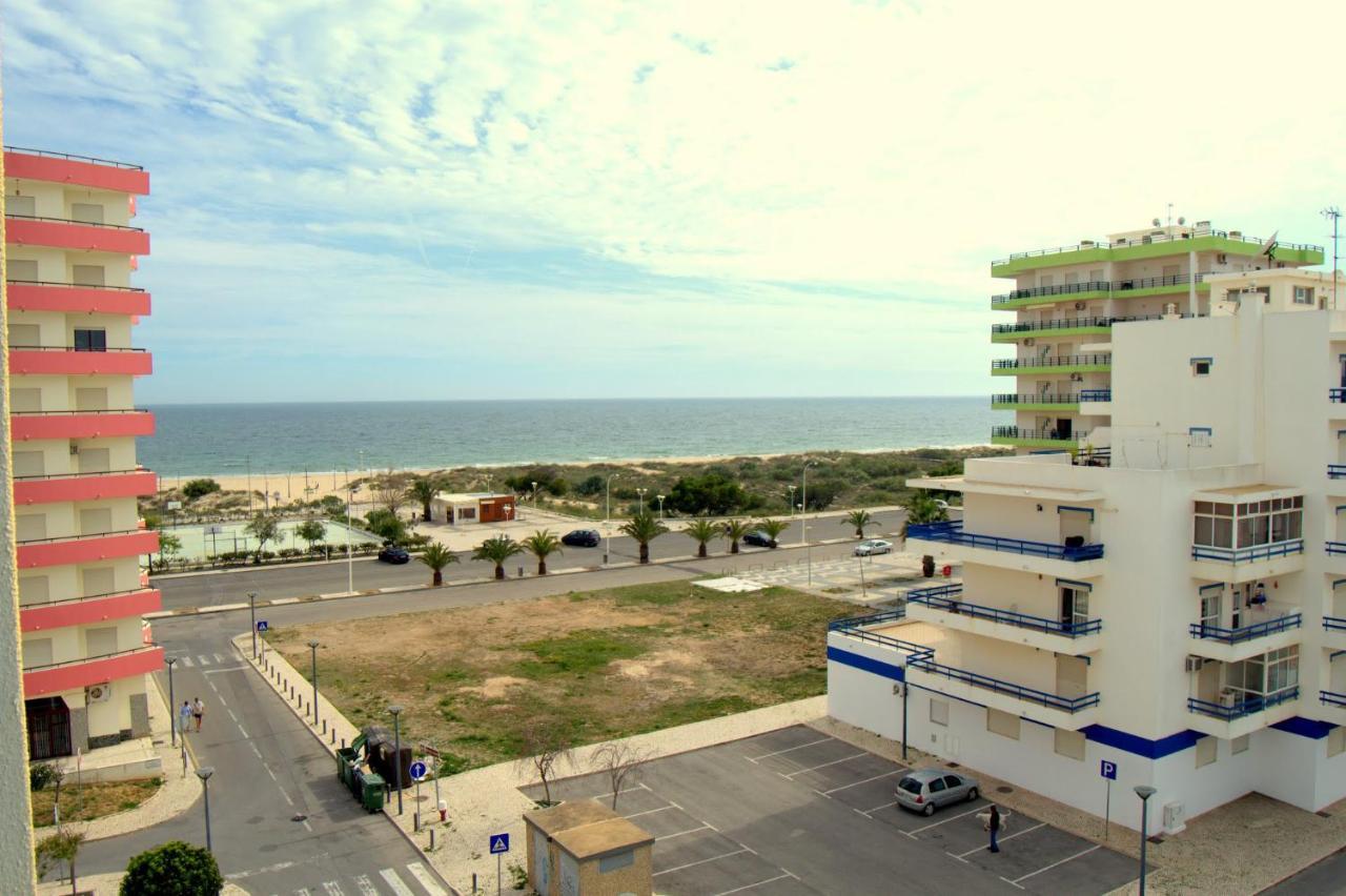 T1 Com Vista Mar Na Praia De Monte Gordo Exterior photo